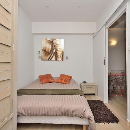 One bedroom apartment Palais des festivals Cannes Chambre photo