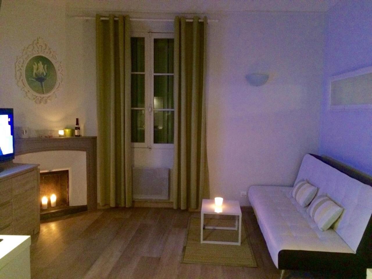 One bedroom apartment Palais des festivals Cannes Chambre photo