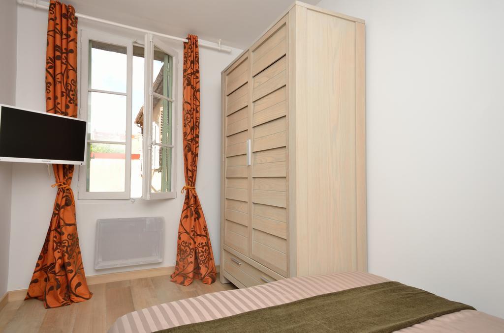 One bedroom apartment Palais des festivals Cannes Chambre photo
