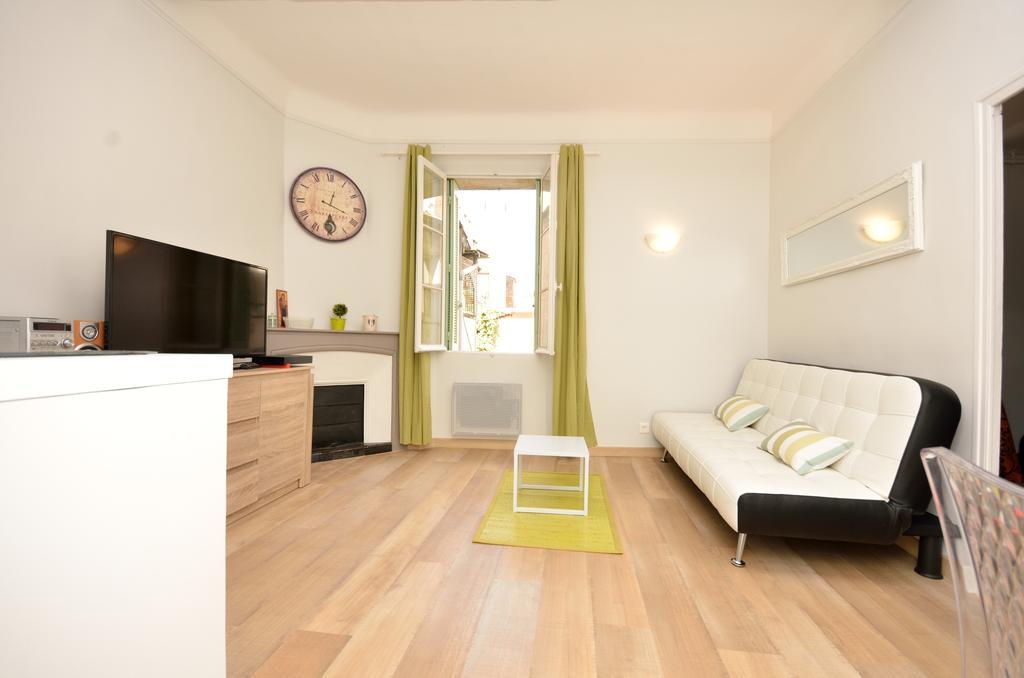 One bedroom apartment Palais des festivals Cannes Chambre photo
