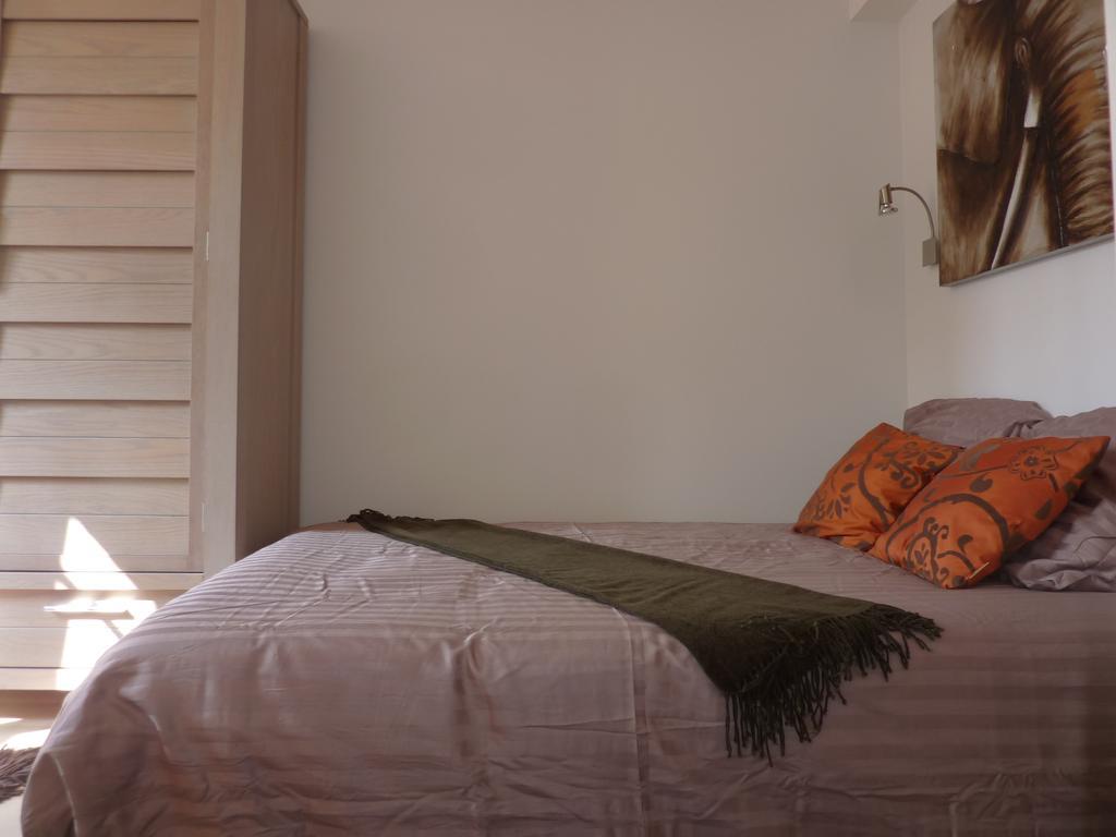 One bedroom apartment Palais des festivals Cannes Chambre photo
